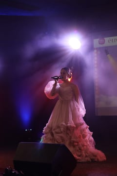 Світлина з галереї вокальних конкурсів Seniv Studio